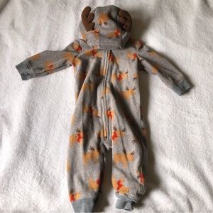 Reindeer onesie size 6m NWOT